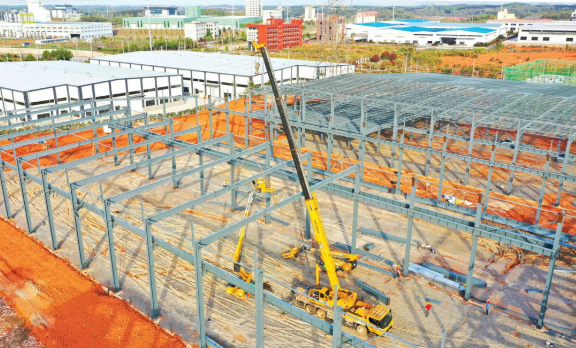 Good news! The Braid Knife and Saw Hubei Factory has been topped out!