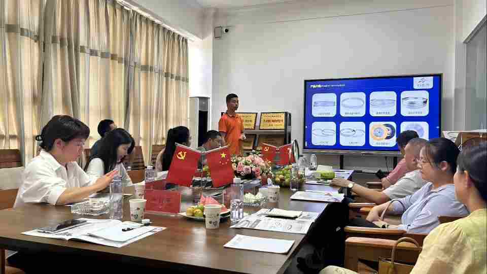 Leaders from the Investment Promotion Bureau of Xianning City Visit Our Company to Explore New Cooperation Opportunities